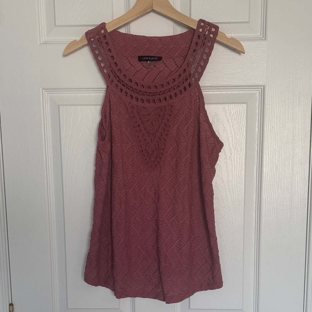 Cable & Gauge textured tank top